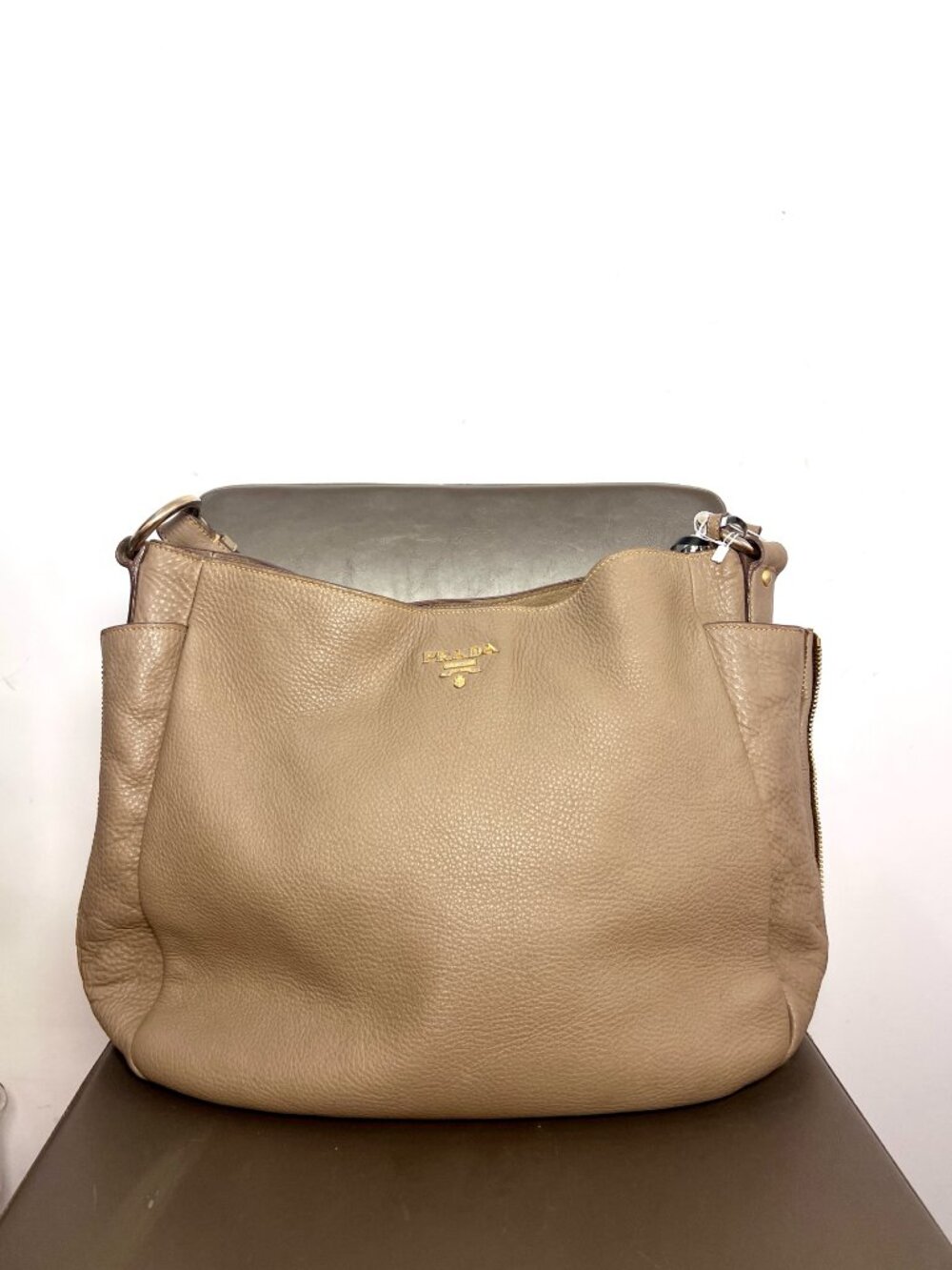 Prada Vitello Phenix Milk Tea Grained Calfskin Zip Hobo Shoulder Bag